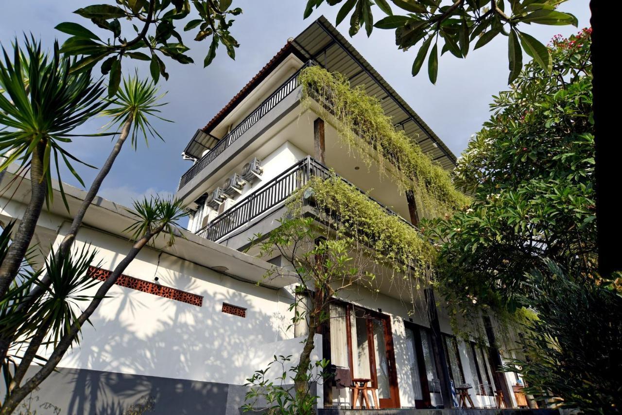 Grandpa Guest House Canggu Exterior foto